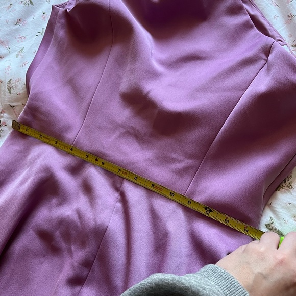 Gal Meets Glam Lavender Octavia Dress - Picture 7 of 7